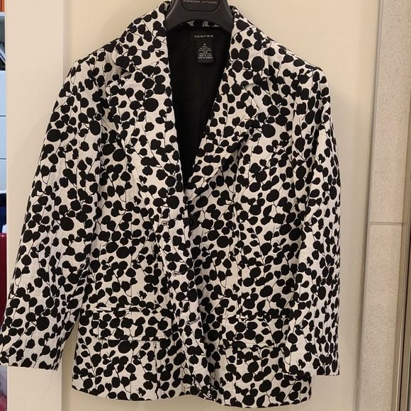 Jacket - Picture 1 of 4